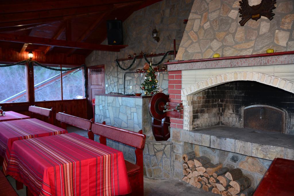 Family Hotel Diana Lyaskovo  Exterior foto